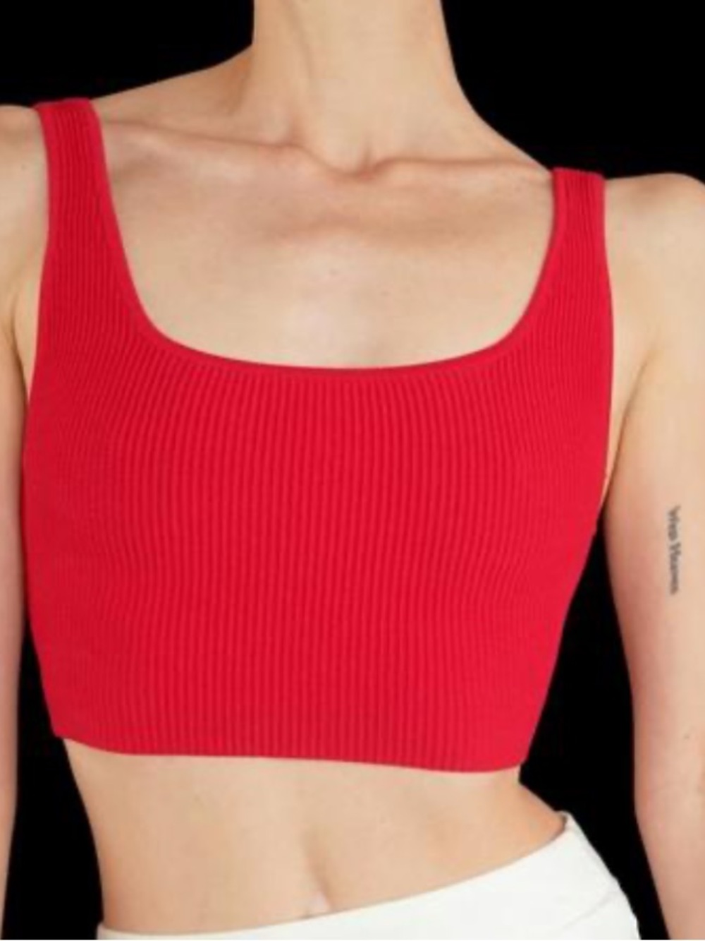 Aritzia babaton sculpt knit 🧶 Ribbed Square-Neck Bralette - Red